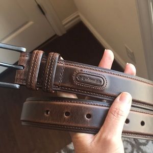 Columbia brown leather belt